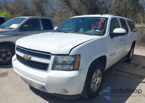 2013 Chevrolet Suburban 1500 Lt из США, поврежденный, VIN 1GNSCJE03DR210874